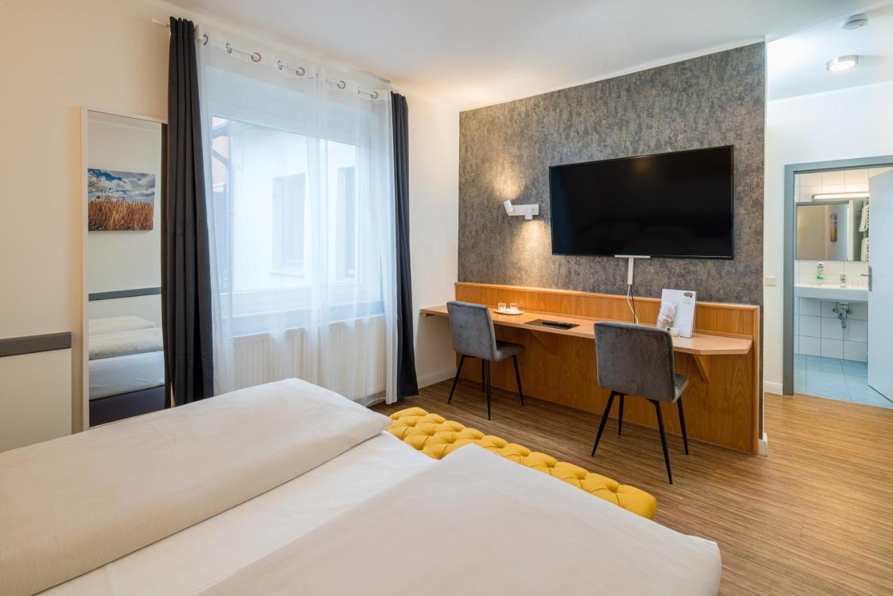 Schaefers Hotel, Self-Check-In, Cafe Und Baecker Am Hotel Фехта Экстерьер фото